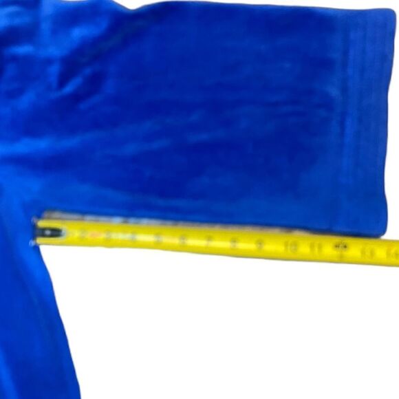 VINTAGE Rainbow Fashions Womens Bathrobe Blue Velvety Velore Zippered Size Large - Picture 11 of 12